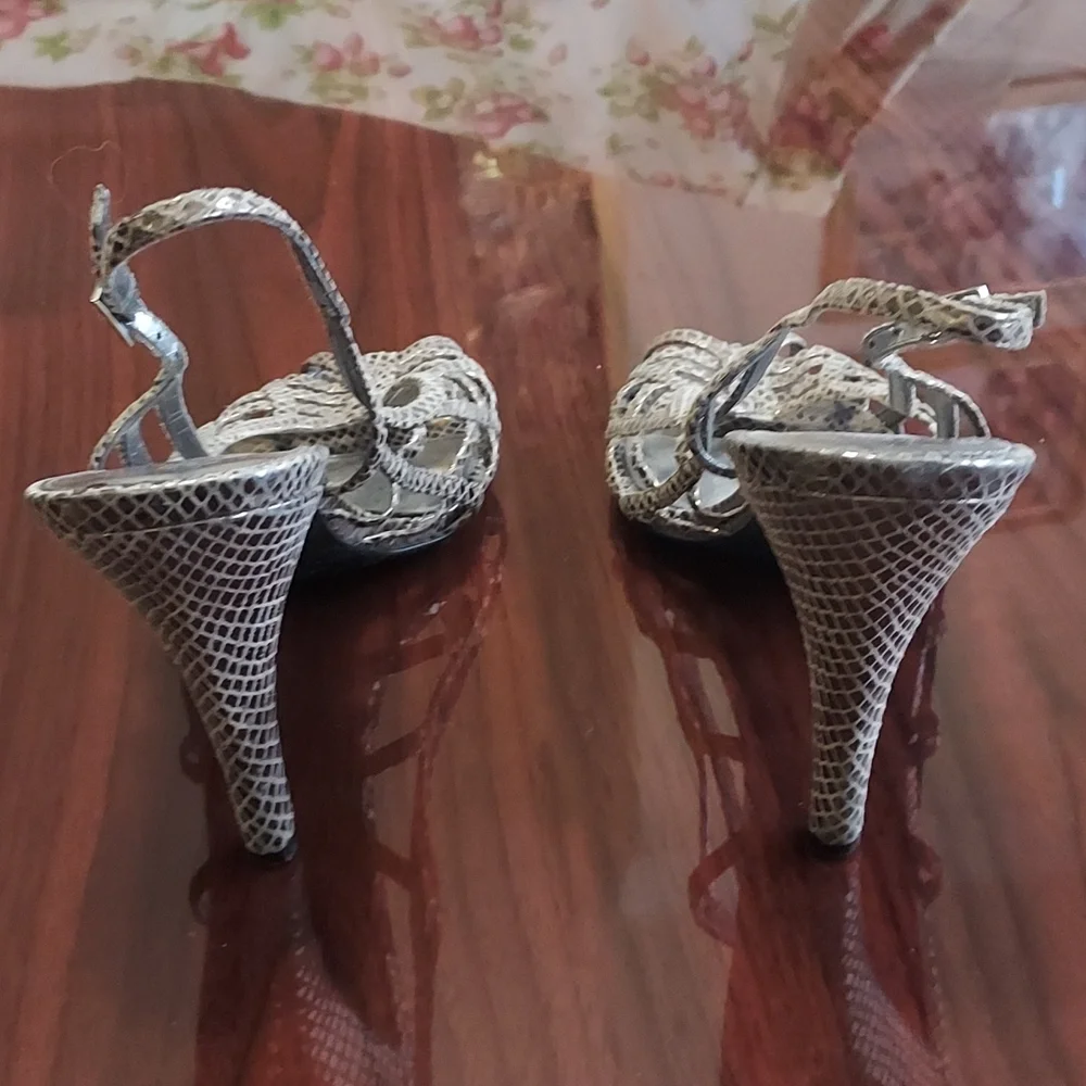 Calvin Klein silver sandals - Picture 3 of 4